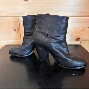 RAG & BONE Black Leather Zip Ankle Fashion Boots Bootie